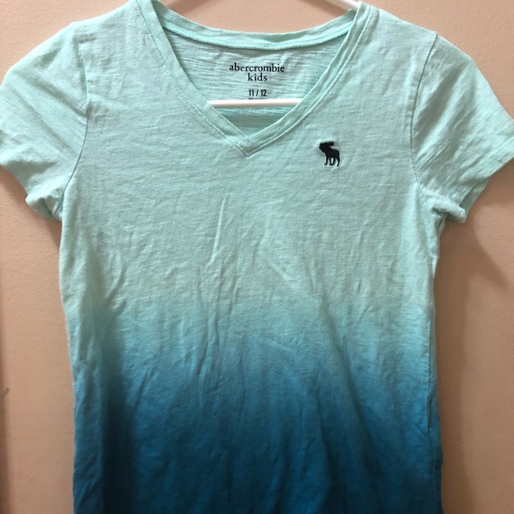 Abercrombie tee